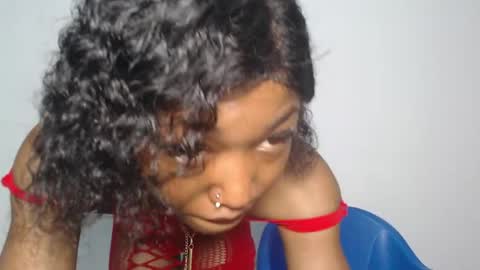 Snapshot of sexy_bluey247 chatting on April 7, 4:57 am sexy_bluey247 online show from April 7, 4:57 am