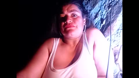 Snapshot of sexy_camy chatting on February 28, 3:59 am Camy Yamy online show from February 28, 3:59 am