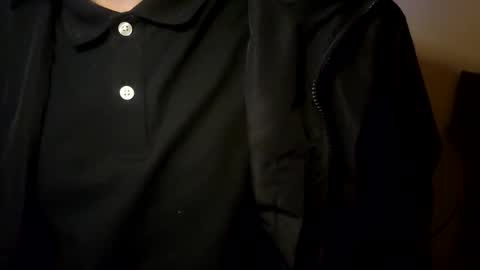 Cayden online show from April 2, 10:46 am