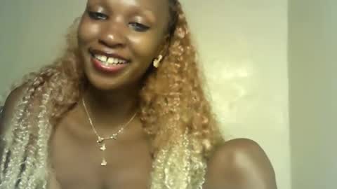 sexy_chocoy05 online show from March 27, 10:20 pm