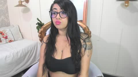 C R I S T A L  online show from December 3, 12:13 am