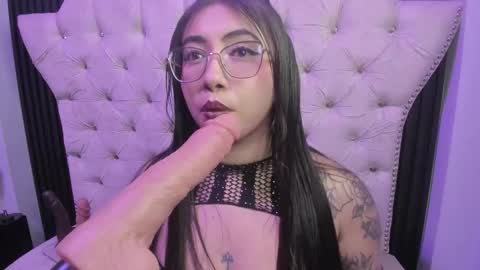Snapshot of sexy_cristall chatting on March 17, 10:13 pm C R I S T A L online show from March 17, 10:13 pm