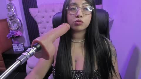 Snapshot of sexy_cristall chatting on May 16, 7:34 pm C R I S T A L online show from May 16, 7:34 pm