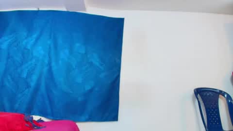Snapshot of sexy_curvi chatting on June 21, 1:57 pm karla instagram online show from June 21, 1:57 pm