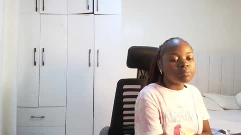 Snapshot of sexy_cutejoy chatting on April 23, 12:40 pm Joy online show from April 23, 12:40 pm