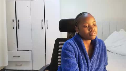 Snapshot of sexy_cutejoy chatting on May 4, 5:36 am Joy online show from May 4, 5:36 am