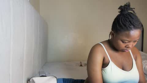 Snapshot of sexy_cutejoy chatting on July 8, 1:32 am Joy online show from July 8, 1:32 am