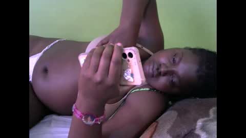 Snapshot of sexy_divana chatting on January 9, 9:37 am sexy_divana online show from January 9, 9:37 am