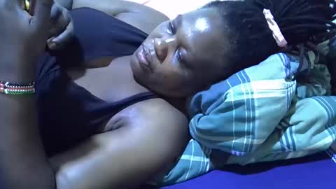 Snapshot of sexy_ebony254 chatting on September 28, 3:23 am sexy_ebony254 online show from September 28, 3:23 am