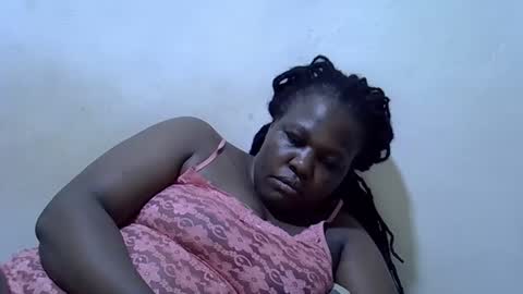 Snapshot of sexy_ebony254 chatting on October 4, 5:00 pm sexy_ebony254 online show from October 4, 5:00 pm