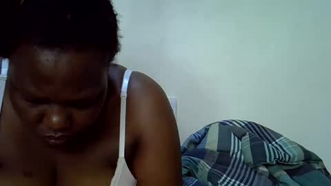 Snapshot of sexy_ebony254 chatting on October 6, 6:44 am sexy_ebony254 online show from October 6, 6:44 am