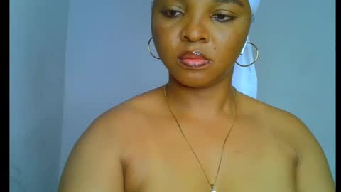 Snapshot of sexy_ebonygirl_ chatting on September 20, 7:59 pm Clara online show from September 20, 7:59 pm