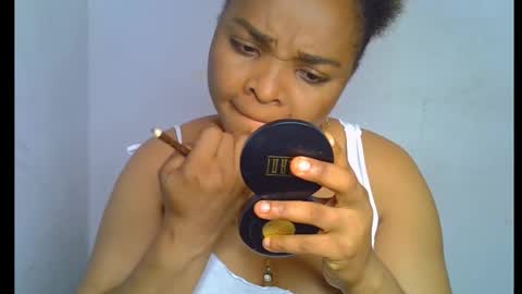 Snapshot of sexy_ebonygirl_ chatting on September 21, 8:43 pm Clara online show from September 21, 8:43 pm