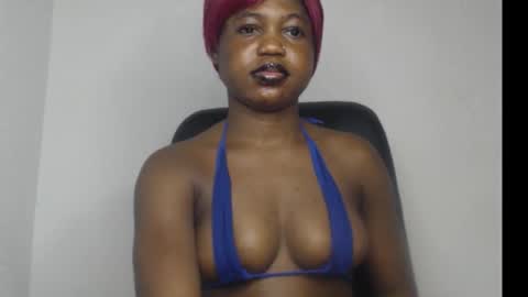 Snapshot of sexy_floral chatting on September 13, 8:58 am Angela online show from September 13, 8:58 am