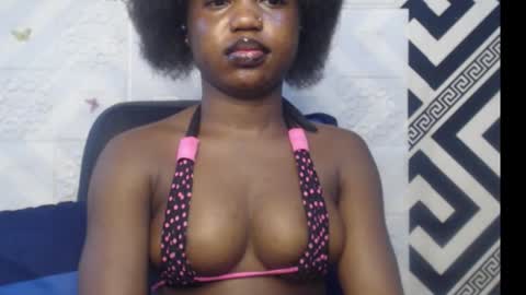 Snapshot of sexy_floral chatting on September 15, 8:47 am Angela online show from September 15, 8:47 am