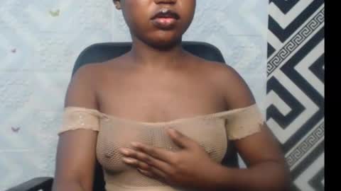 Snapshot of sexy_floral chatting on September 22, 9:11 am Angela online show from September 22, 9:11 am