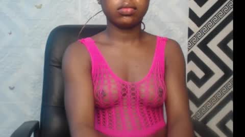 Snapshot of sexy_floral chatting on September 29, 7:24 am Angela online show from September 29, 7:24 am