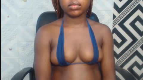 Snapshot of sexy_floral chatting on October 8, 8:28 pm Angela online show from October 8, 8:28 pm