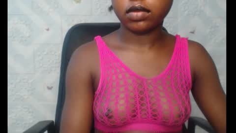 Snapshot of sexy_floral chatting on October 22, 10:15 am Angela online show from October 22, 10:15 am