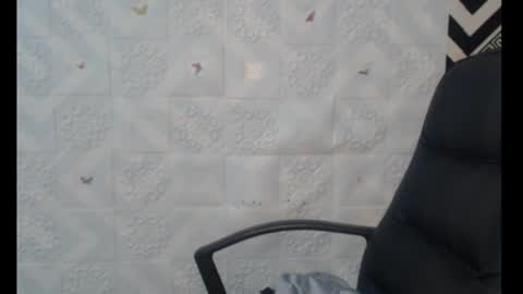 Snapshot of sexy_floral chatting on October 26, 7:31 pm Angela online show from October 26, 7:31 pm