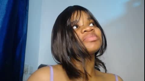 Snapshot of sexy_goddess_pet chatting on May 10, 9:09 pm Ella online show from May 10, 9:09 pm