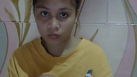 Snapshot of sexy_henley chatting on December 16, 12:38 pm henley online show from December 16, 12:38 pm