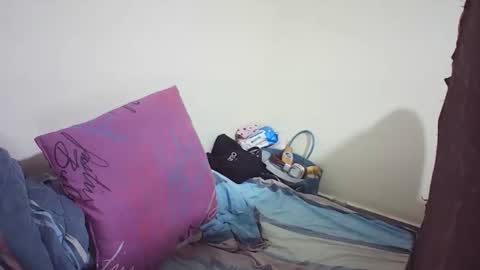 Snapshot of sexy_june20 chatting on March 3, 8:37 pm sexy_june20 online show from March 3, 8:37 pm