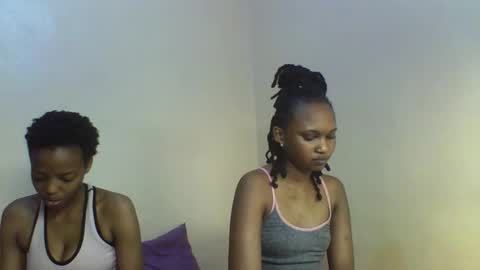 Snapshot of sexy_kaly chatting on October 22, 2:45 am Sexy kaly online show from October 22, 2:45 am