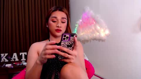 Snapshot of sexy_kitty699 chatting on October 21, 1:06 am Kathy online show from October 21, 1:06 am