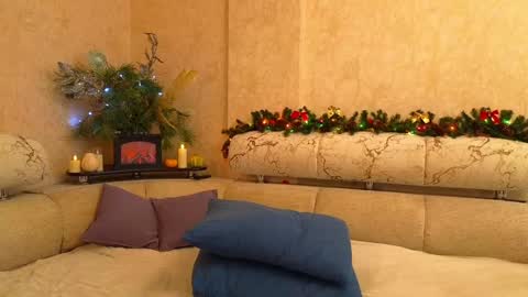 Snapshot of sexy_leslie chatting on December 2, 8:52 am Leslie online show from December 2, 8:52 am