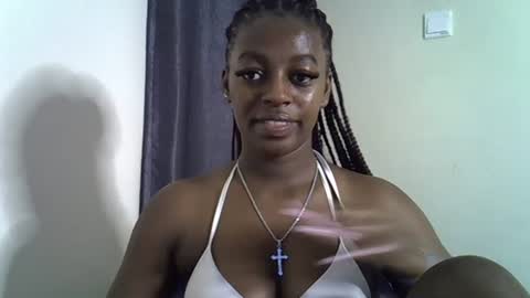 Snapshot of sexy_linda022 chatting on July 11, 2:42 pm Linda online show from July 11, 2:42 pm