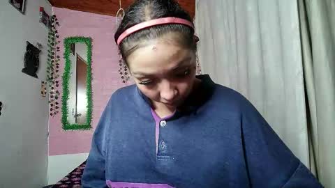 sexy lolas online show from March 21, 6:07 am