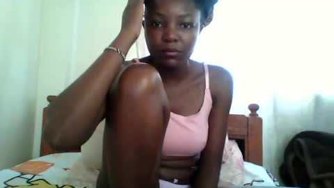 Snapshot of sexy_mariannah chatting on June 22, 8:00 am sexy_mariannah online show from June 22, 8:00 am
