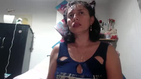 Mary online show from October 10, 11:48 pm