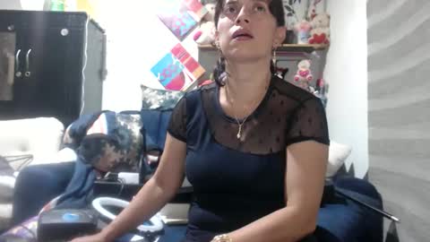 Mary online show from October 14, 2:12 am