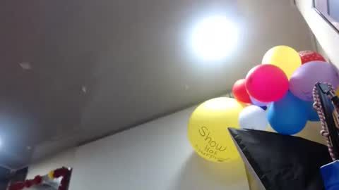 Snapshot of sexy_mature_hot01 chatting on October 24, 12:01 pm MARIPOSA online show from October 24, 12:01 pm