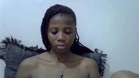 Snapshot of sexy_mayah64 chatting on June 1, 10:06 am sexy_mayah64 online show from June 1, 10:06 am