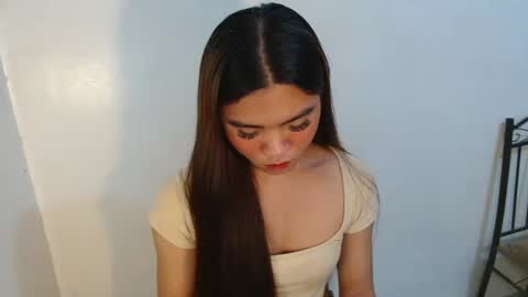 Snapshot of sexy_mikaxoxo chatting on February 11, 7:24 am mika online show from February 11, 7:24 am