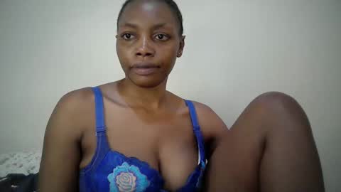 Snapshot of sexy_muna2 chatting on May 10, 1:05 pm sexy_muna2 online show from May 10, 1:05 pm
