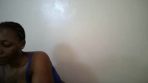 Snapshot of sexy_muna2 chatting on May 12, 12:35 pm sexy_muna2 online show from May 12, 12:35 pm