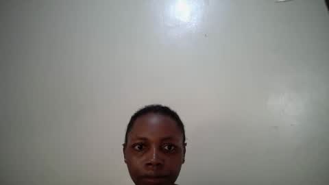 Snapshot of sexy_muna2 chatting on May 21, 1:40 pm sexy_muna2 online show from May 21, 1:40 pm