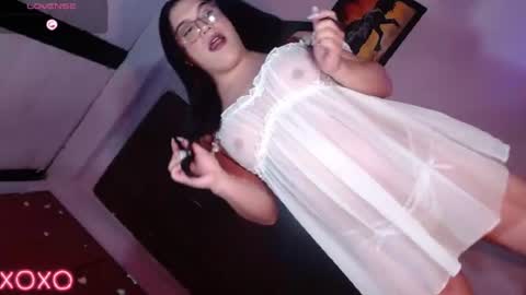 Snapshot of sexy_mysterious_dirty_girl chatting on July 10, 6:43 pm queen online show from July 10, 6:43 pm