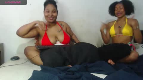 Snapshot of sexy_night_bm chatting on September 27, 8:47 pm Jhoana online show from September 27, 8:47 pm