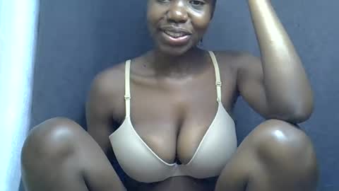 sexy_peach4 online show from July 2, 10:16 pm