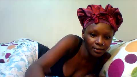 sexy pie online show from April 23, 9:30 am