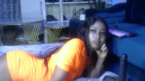 sexy pigeon online show from May 26, 1:45 am