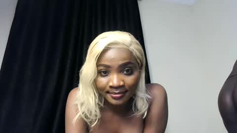 Snapshot of sexy_queen_eva chatting on February 24, 9:31 pm eva am online everyday except friday online show from February 24, 9:31 pm