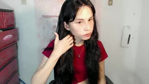 Snapshot of sexy_shanee chatting on June 9, 4:46 am shane online show from June 9, 4:46 am