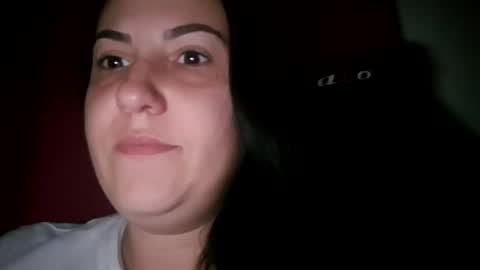 Snapshot of sexy_slimm25 chatting on August 2, 10:19 pm Slimm online show from August 2, 10:19 pm