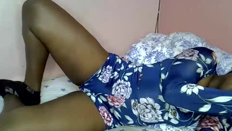 Snapshot of sexy_smiley12 chatting on March 2, 7:10 pm sexy_smiley12 online show from March 2, 7:10 pm